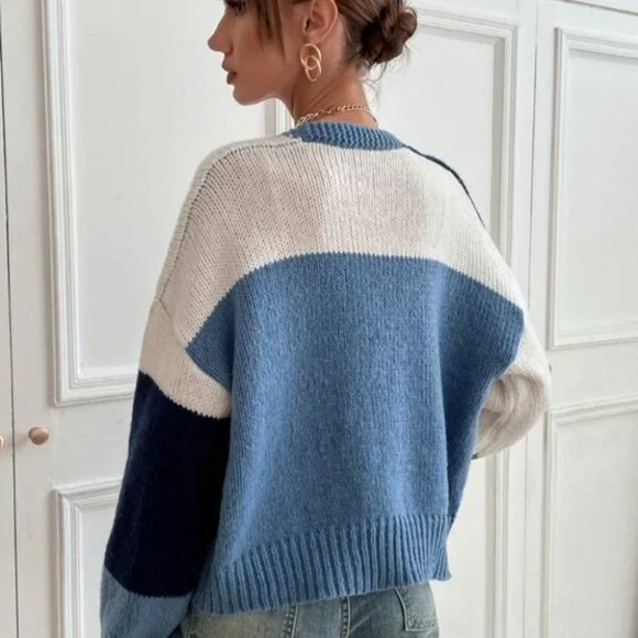 SHADES OF BLUE COLOR BLOCK CARDIGAN WINTER FALL - Picture 6 of 7